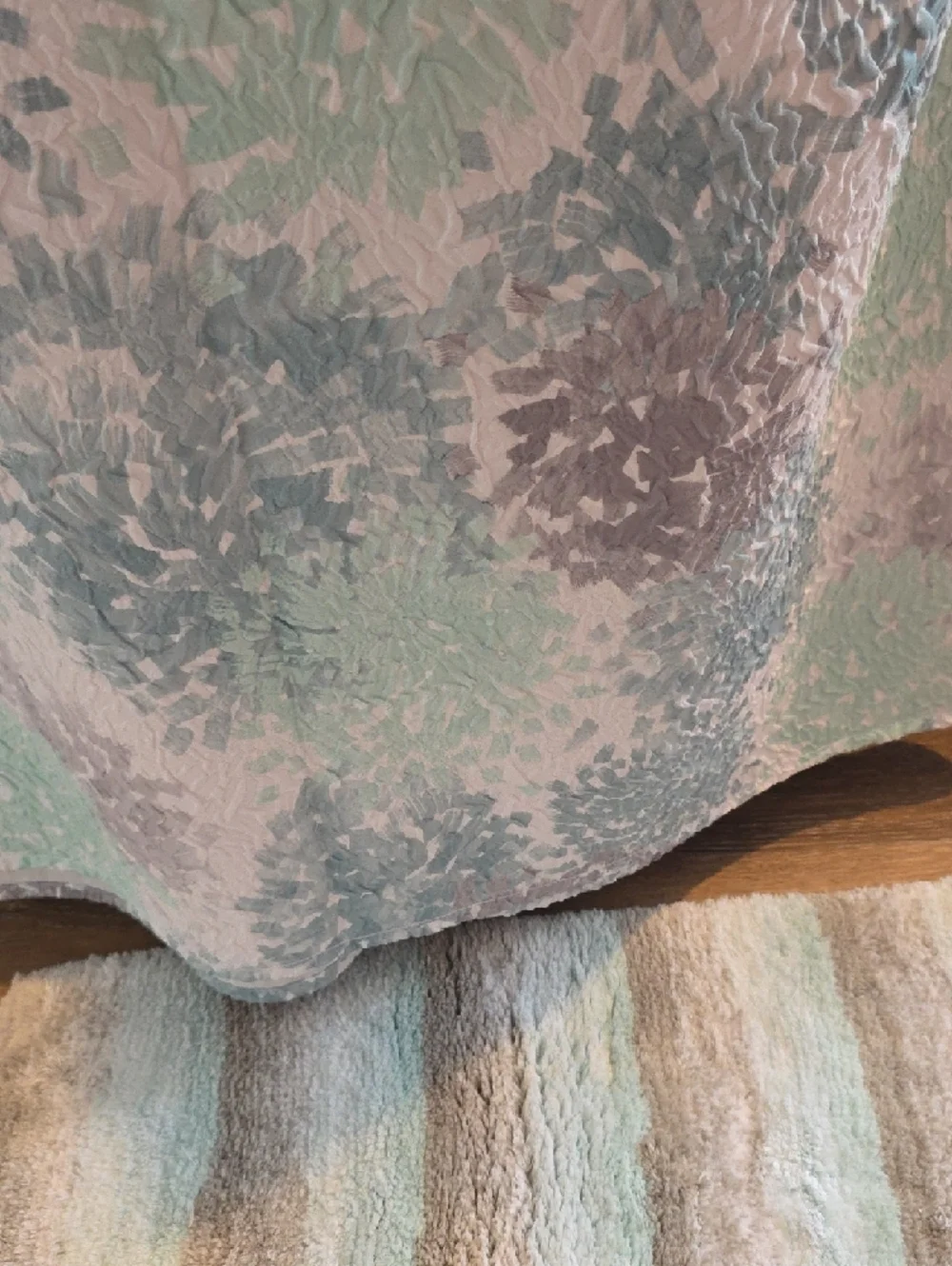 DKNYC Shower Curtain in Mint, Light Blue, and Taupe Floral Pattern With Bath Mat